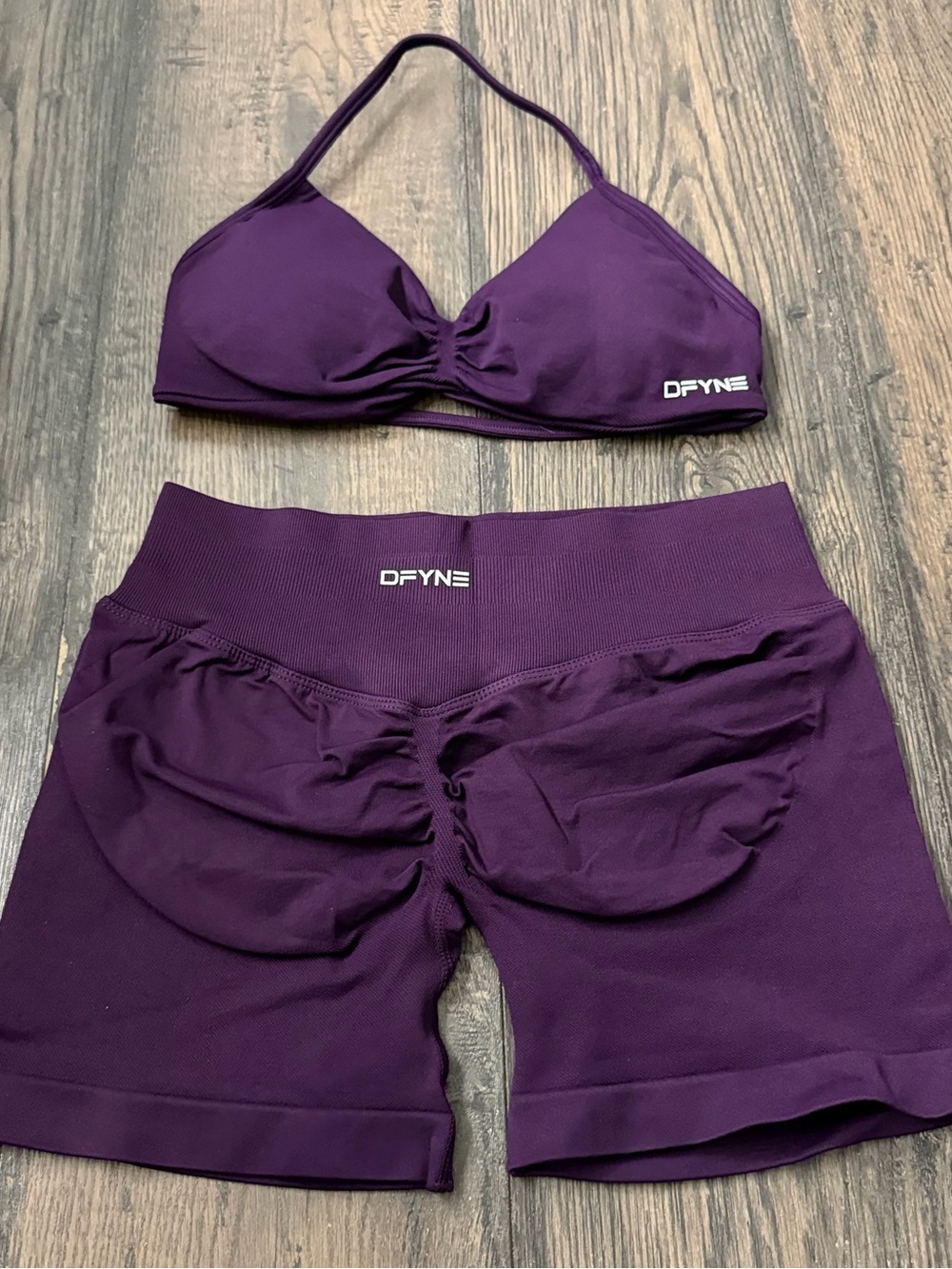 DFYNE Women's Purple Athletic Crop Top & Short